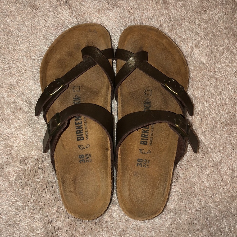 Birkenstock’s Size 38 (8-8.5)